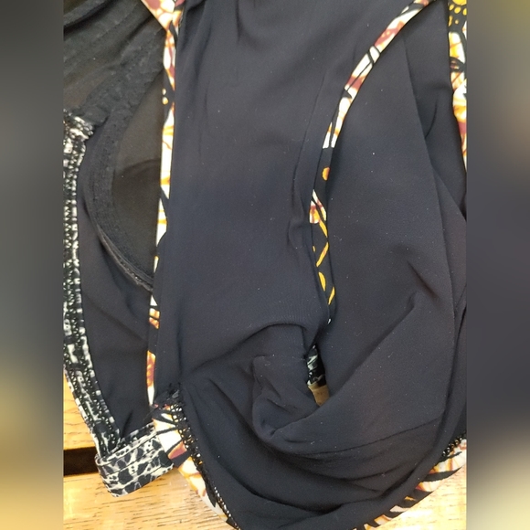 Amoressa by Miraclesuit "Dijon Ingot" One-Piece Mesh Insets Leaf Print Size 12 - Picture 8 of 13